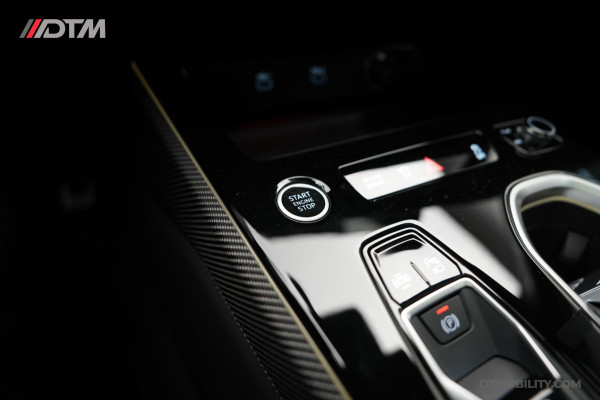 Audi A6 Avant 2.0 e-hybrid Quattro S-Edition Competition | Vol optie! | Alcantara hemel | 4wiel besturing | Luchtvering