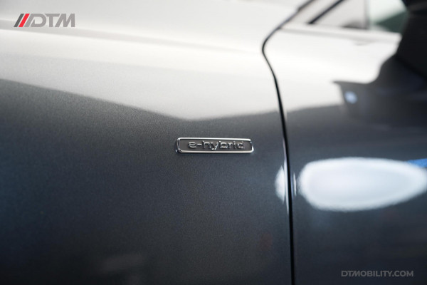 Audi A6 Avant 2.0 e-hybrid Quattro S-Edition Competition | Vol optie! | Alcantara hemel | 4wiel besturing | Luchtvering