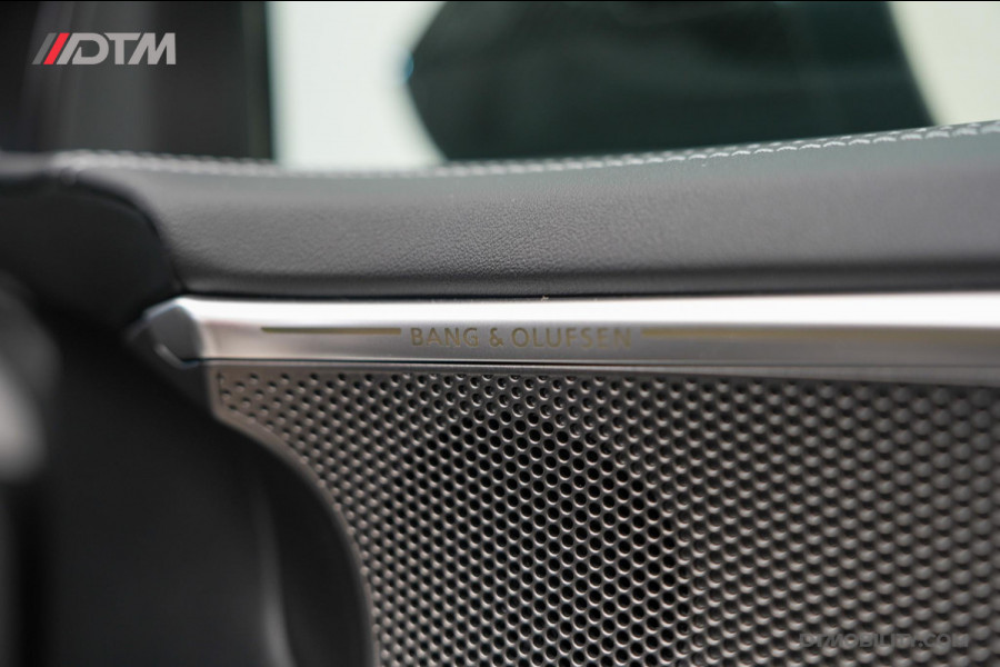 Audi A6 Avant 2.0 e-hybrid Quattro S-Edition Competition | Vol optie! | Alcantara hemel | 4wiel besturing | Luchtvering