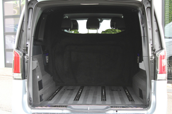 Mercedes-Benz V-Klasse 250d / XXL / AMG / DC / Elec Stoelen / Burmester / 360 Camera / Vol Opties / NIEUWSTAAT