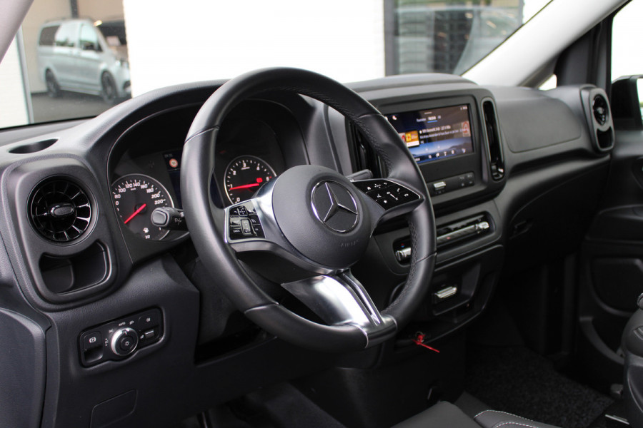Mercedes-Benz Vito 119 CDI / Aut / Lang / DC / 2x Schuifdeur / Leer / Led / Camera / Vol Opties / NIEUWSTAAT