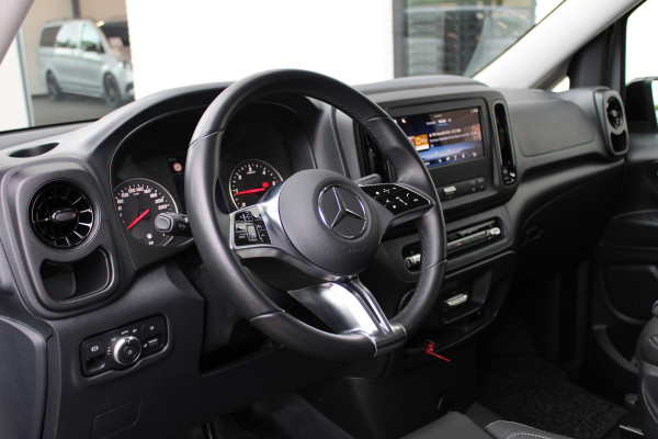 Mercedes-Benz Vito 119 CDI / Aut / Lang / DC / 2x Schuifdeur / Leer / Led / Camera / Vol Opties / NIEUWSTAAT