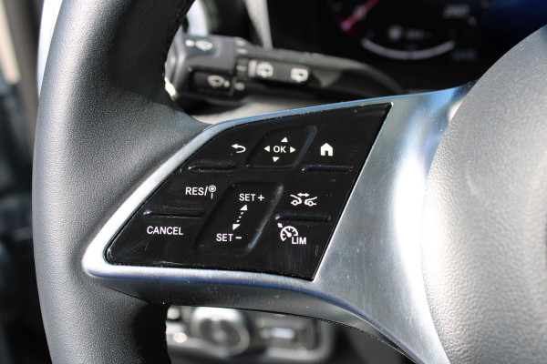 Mercedes-Benz V-Klasse 250d / DC / 4-Matic / AMG / Panorama / 2x Elec Schuifd / 360 Cam / Burmester / Vol Opties / NIEUWSTAAT