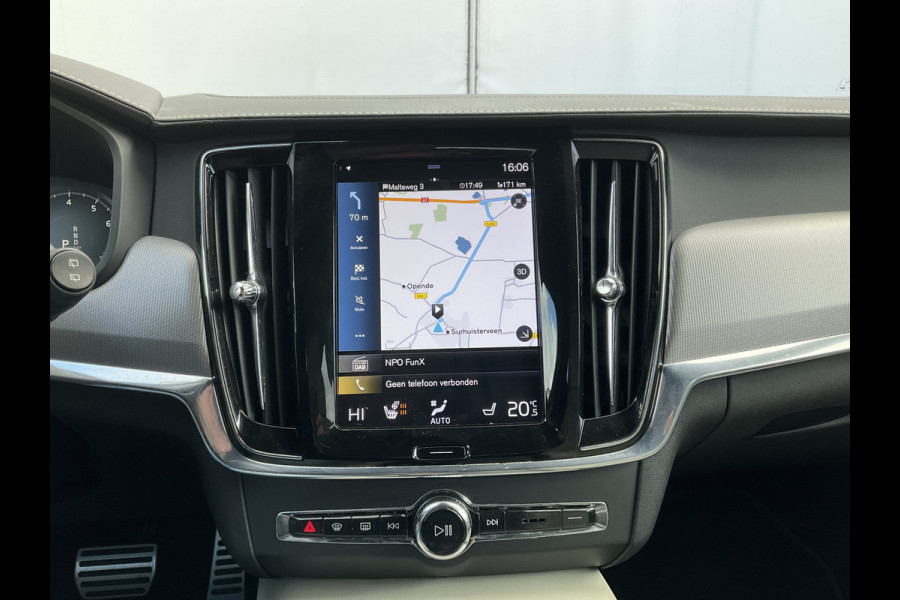 Volvo V90 B4 Ultimate Dark Leer Memory Camera Carplay Stoel/Stuurverw Trekhaak NL-Auto Uitstraling!