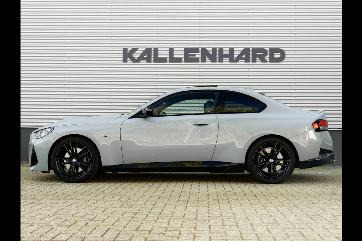 BMW 2 Serie Coupé M240i xDrive - Schuifdak - Eventuri - ACC - Adaptive LED