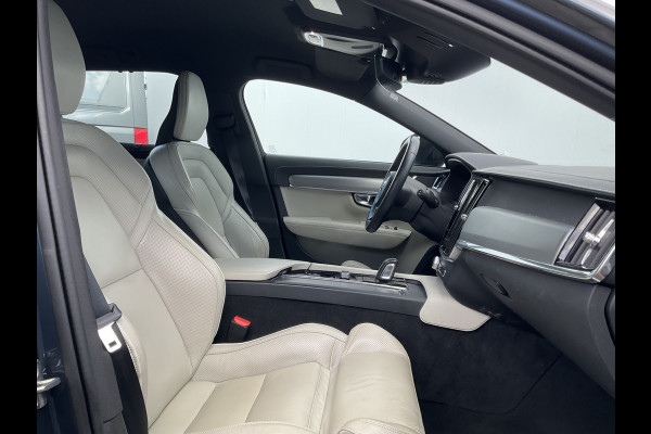 Volvo V90 B4 Ultimate Dark Leer Memory Camera Carplay Stoel/Stuurverw Trekhaak NL-Auto Uitstraling!