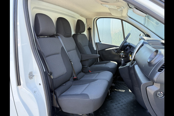 Renault Trafic 2.0 dCi 146 PK / AUTOMAAT / L1H1 / 1e EIG. / 2x SCHUIFDEUR / INRICHTING / CAMERA / 3-ZITS