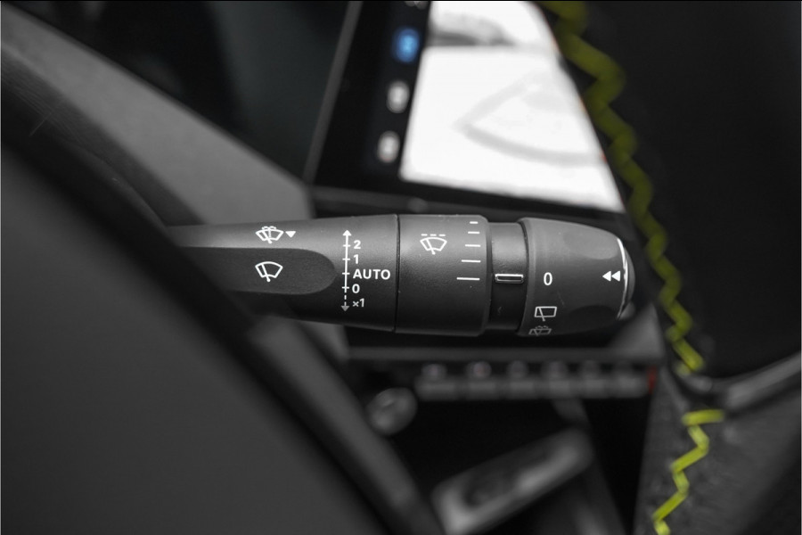 Peugeot 308 1.6 Hybrid 225 GT Pack Business Pano ACC Focal 360° 18"