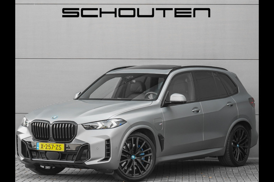 BMW X5 xDrive50e M-Sport Pro Driving Ass Pro Stoelvent H&K Iconic Glow Trekhaak Frozen