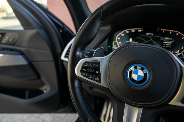 BMW X5 xDrive45e M-Sport 4-Wielsturing Laser HuD Pano 360