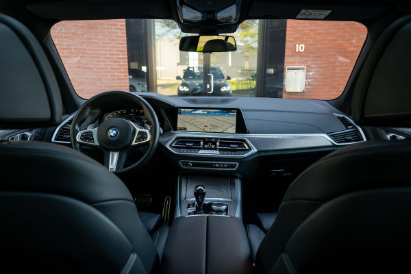 BMW X5 xDrive45e M-Sport 4-Wielsturing Laser HuD Pano 360