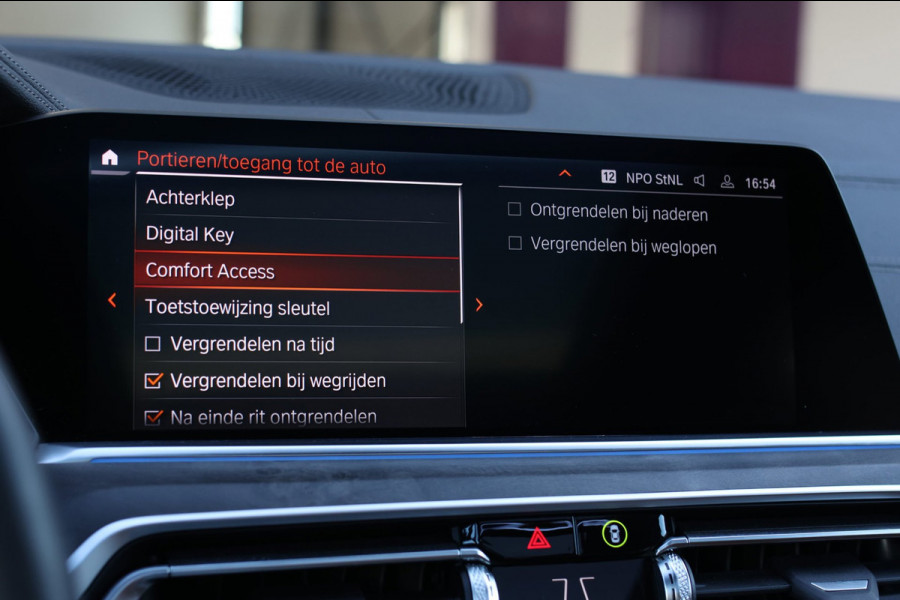 BMW X5 XDrive45e M-Sport *Skylounge*H/K*4-Wiel besturing*Trekhaak*