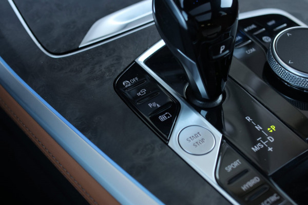 BMW X5 XDrive45e M-Sport *Skylounge*H/K*4-Wiel besturing*Trekhaak*