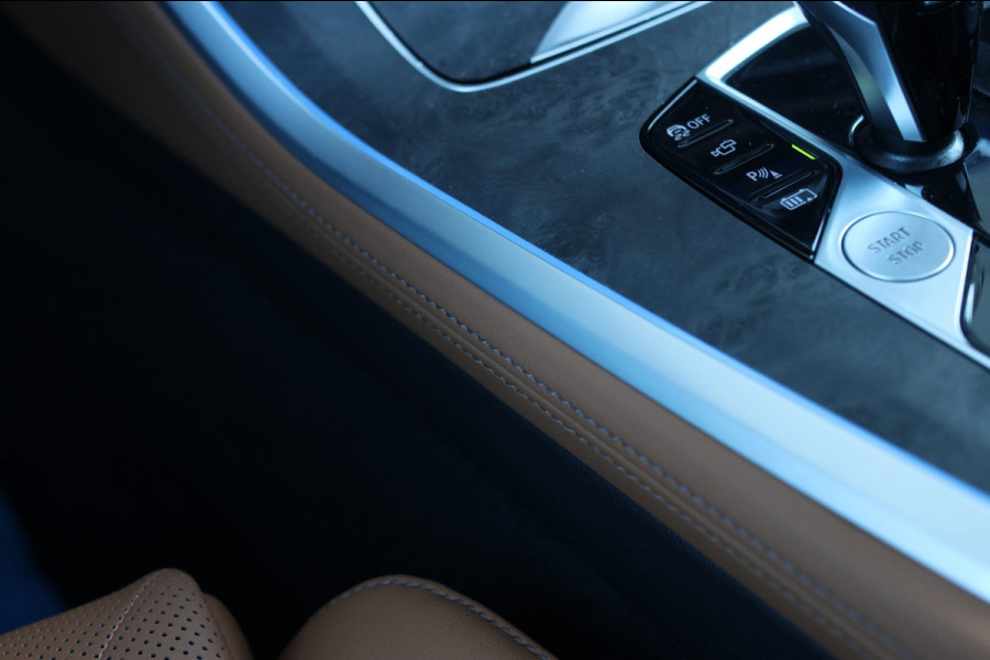 BMW X5 XDrive45e M-Sport *Skylounge*H/K*4-Wiel besturing*Trekhaak*