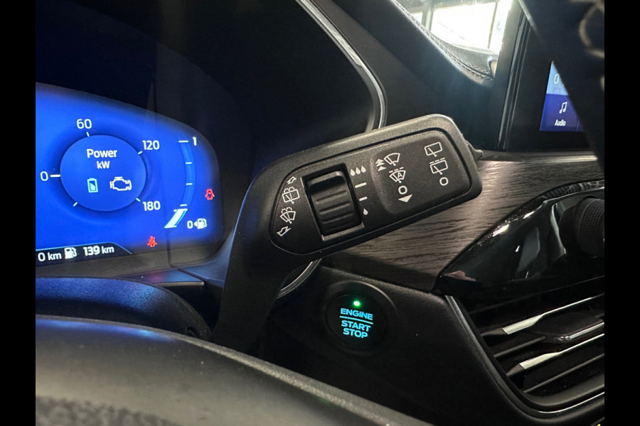 Ford Kuga 2.5 PHEV Vignale AUTO / HEAD-UP / LANE ASSIST / 360