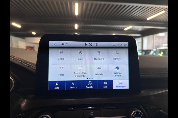 Ford Kuga 2.5 PHEV Vignale AUTO / HEAD-UP / LANE ASSIST / 360