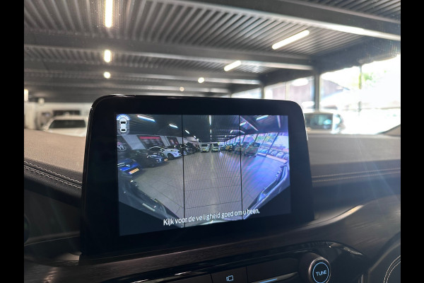 Ford Kuga 2.5 PHEV Vignale AUTO / HEAD-UP / LANE ASSIST / 360