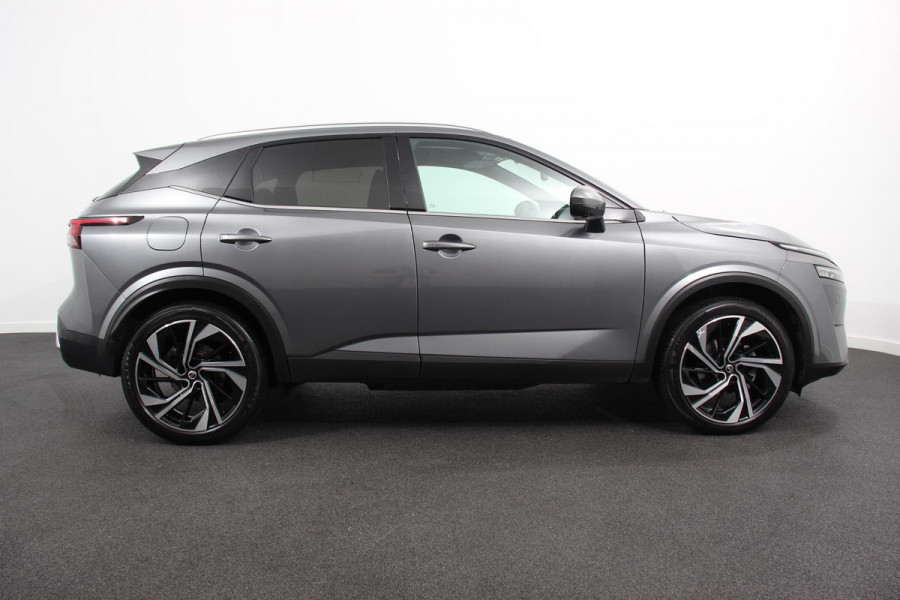 Nissan QASHQAI 1.3 MHEV DIG-T 158pk Xtronic Tekna+ Navigatie Apple Carplay/Android Auto Parkeersensoren 360 camera Adaptive cruise control Elektrisch panoramadak achterklep en bestuurderstoel Stoel-en stuurverwarming