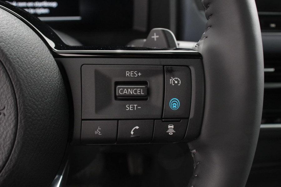 Nissan QASHQAI 1.3 MHEV DIG-T 158pk Xtronic Tekna+ Navigatie Apple Carplay/Android Auto Parkeersensoren 360 camera Adaptive cruise control Elektrisch panoramadak achterklep en bestuurderstoel Stoel-en stuurverwarming