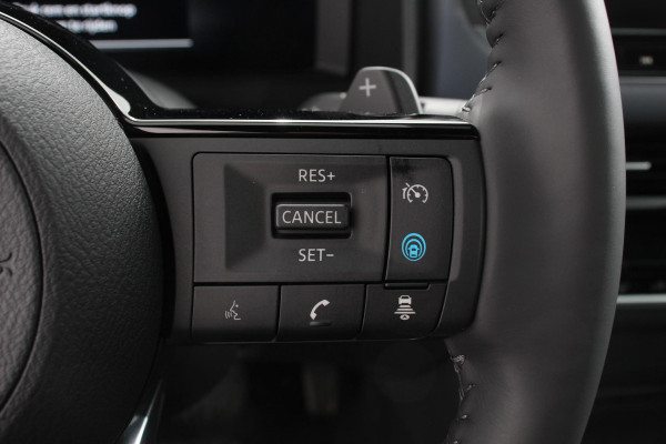 Nissan QASHQAI 1.3 MHEV DIG-T 158pk Xtronic Tekna+ Navigatie Apple Carplay/Android Auto Parkeersensoren 360 camera Adaptive cruise control Elektrisch panoramadak achterklep en bestuurderstoel Stoel-en stuurverwarming