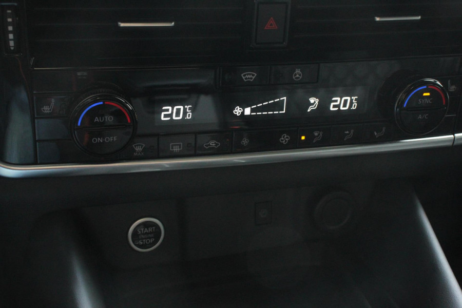 Nissan QASHQAI 1.3 MHEV DIG-T 158pk Xtronic Tekna+ Navigatie Apple Carplay/Android Auto Parkeersensoren 360 camera Adaptive cruise control Elektrisch panoramadak achterklep en bestuurderstoel Stoel-en stuurverwarming