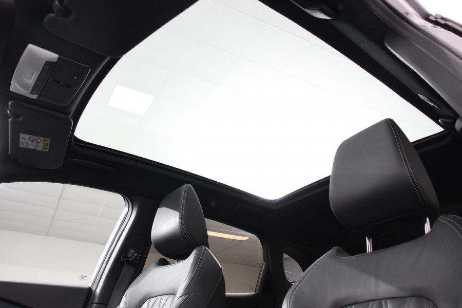 Nissan QASHQAI 1.3 MHEV DIG-T 158pk Xtronic Tekna+ Navigatie Apple Carplay/Android Auto Parkeersensoren 360 camera Adaptive cruise control Elektrisch panoramadak achterklep en bestuurderstoel Stoel-en stuurverwarming