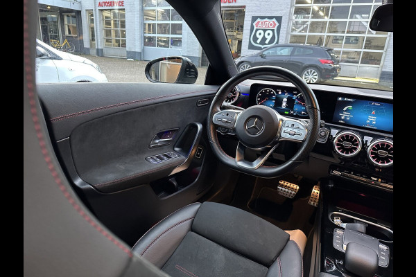 Mercedes-Benz CLA-Klasse 250 e AMG Line