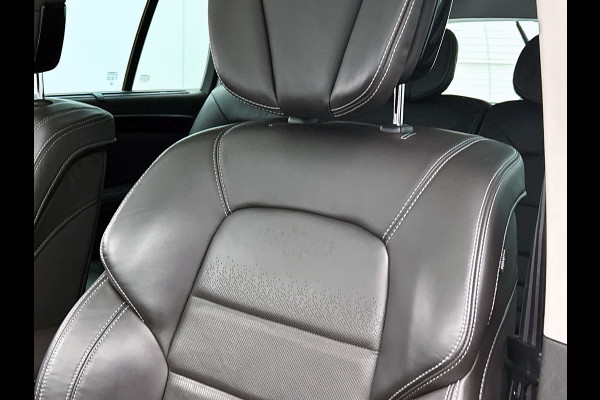 Renault Espace 1.8 TCe Initiale Paris 5p.(Perfect OnderH, Panorama, Stoel VerW/ Koeling, Camera, Naiv, Trekhaak, Head-up, Etc)