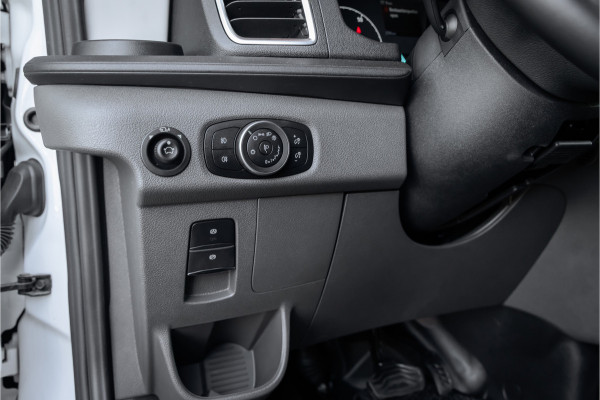 Ford E-Transit Bakwagen met laadklep d'Hollandia