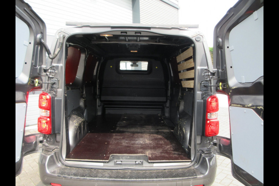 Opel Vivaro 2.0cdti, 122pk, Automaat, 2x Schuifdeur, Camera, Navigatie.
