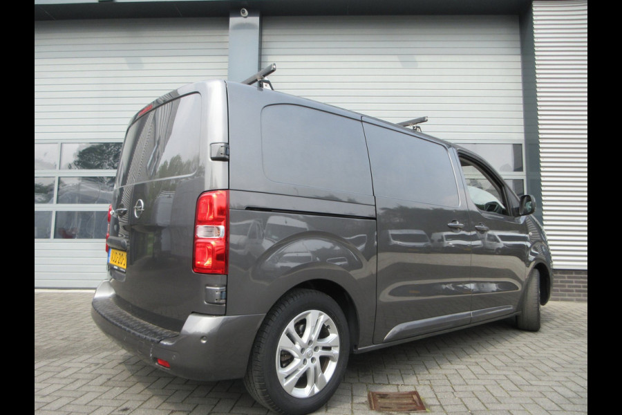 Opel Vivaro 2.0cdti, 122pk, Automaat, 2x Schuifdeur, Camera, Navigatie.