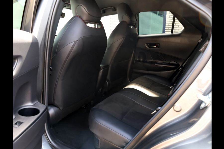 Toyota C-HR 2.0 PHEV 220 GR Sport | El. Achterklep | Memory Seat | LED