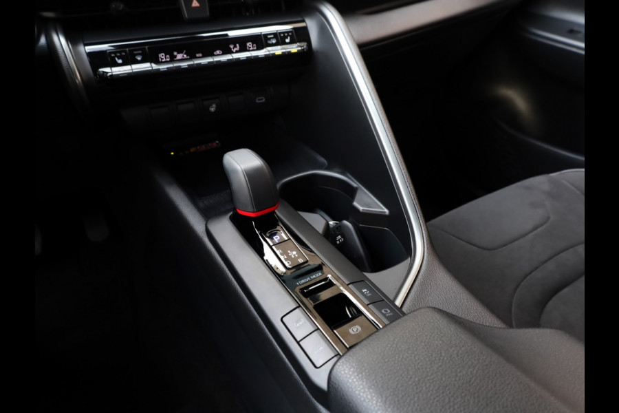 Toyota C-HR 2.0 PHEV 220 GR Sport | El. Achterklep | Memory Seat | LED