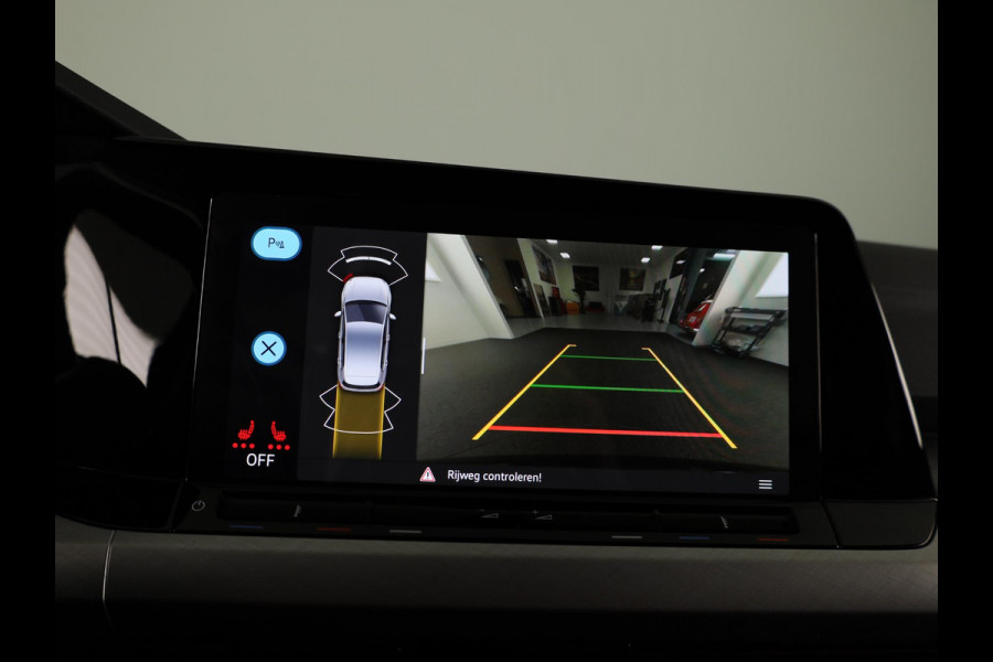 Volkswagen Golf 1.5 eTSI Life Business 130 PK DSG | Keyless start | Apple Carplay/Android Auto | Cruise control adaptief