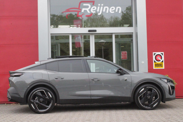 Peugeot 408 1.6 HYbrid 225PK EAT8 GT | PANORAMA SCHUIF/KANTEL DAK | FOCAL PREMIUM AUDIO SYSTEM | STUUR VERWARMING | SFEER VERLICHTING | 20" LICHTMETALEN VELGEN | ELEKTRISCH BEDIENBARE ACHTERKLEP | LED MATRIX KOPLAMPEN | 360° CAMERA | PARKEERSENSOREN VOOR + ACHTER | DRAADLOZE TELEFOONLADER | DRAADLOZE APPLE CARPLAY/ANDROID AUTO | NAVIGATIE | DODEHOEK DETECTIE | ADAPTIVE CRUISE CONTROL |