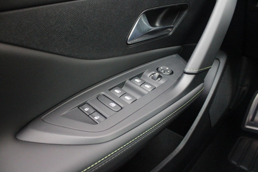 Peugeot 408 1.6 HYbrid 225PK EAT8 GT | PANORAMA SCHUIF/KANTEL DAK | FOCAL PREMIUM AUDIO SYSTEM | STUUR VERWARMING | SFEER VERLICHTING | 20" LICHTMETALEN VELGEN | ELEKTRISCH BEDIENBARE ACHTERKLEP | LED MATRIX KOPLAMPEN | 360° CAMERA | PARKEERSENSOREN VOOR + ACHTER | DRAADLOZE TELEFOONLADER | DRAADLOZE APPLE CARPLAY/ANDROID AUTO | NAVIGATIE | DODEHOEK DETECTIE | ADAPTIVE CRUISE CONTROL |