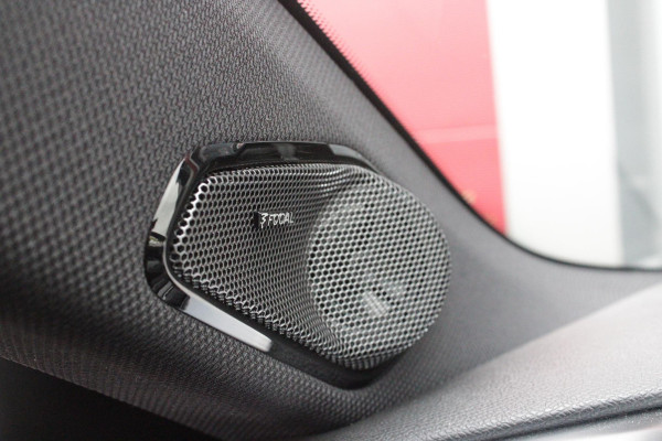 Peugeot 408 1.6 HYbrid 225PK EAT8 GT | PANORAMA SCHUIF/KANTEL DAK | FOCAL PREMIUM AUDIO SYSTEM | STUUR VERWARMING | SFEER VERLICHTING | 20" LICHTMETALEN VELGEN | ELEKTRISCH BEDIENBARE ACHTERKLEP | LED MATRIX KOPLAMPEN | 360° CAMERA | PARKEERSENSOREN VOOR + ACHTER | DRAADLOZE TELEFOONLADER | DRAADLOZE APPLE CARPLAY/ANDROID AUTO | NAVIGATIE | DODEHOEK DETECTIE | ADAPTIVE CRUISE CONTROL |