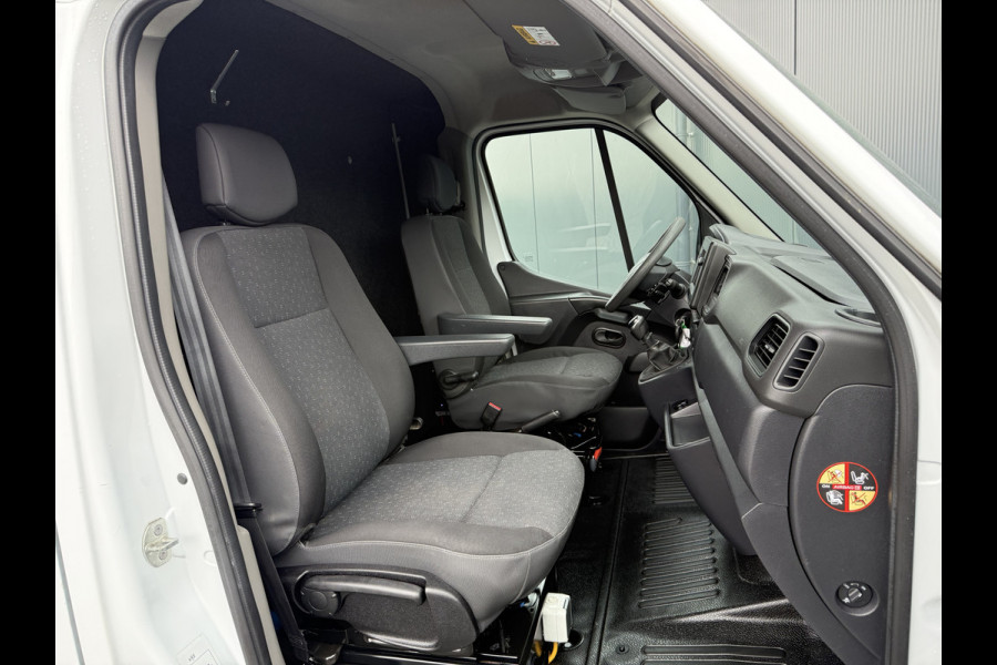 Opel Movano 2.3 Turbo 150 PK / L2H2 / INRICHTING / RVS IMPERIAAL + LADDER / 2.5 TONS TREKHAAK / AIRCO / CRUISE / NAVI / CAMERA