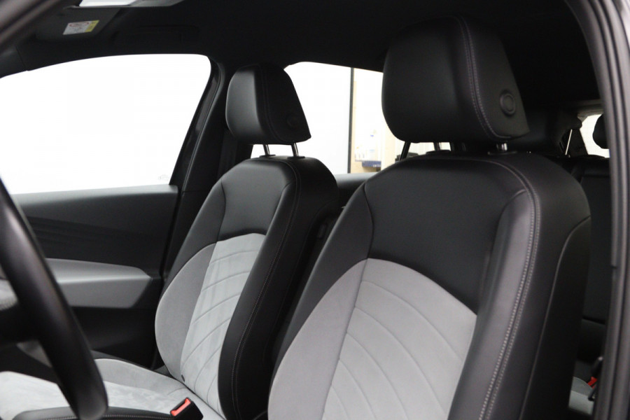 Volkswagen ID.3 Pro S 77 kWh 204 PK, SOH 94%, Winterpakket, Leder-Alcantara, Adap. Cruise Control