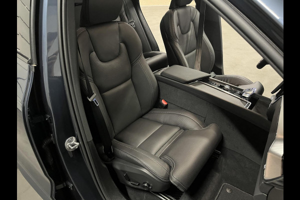 Volvo XC60 2.0 T8 PHEV AWD Ultra Black Edition Bowers & Wilkins |  Massage | Open dak |  Stoel ventilatie | Stoel-/stuurverwarming | Head-up | 360 camera | *455PK*
