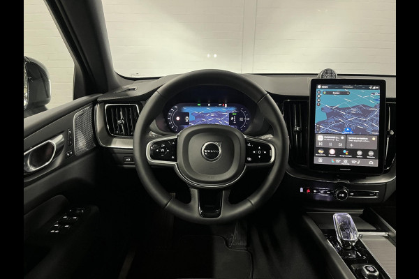 Volvo XC60 2.0 T8 PHEV AWD Ultra Black Edition Bowers & Wilkins |  Massage | Open dak |  Stoel ventilatie | Stoel-/stuurverwarming | Head-up | 360 camera | *455PK*