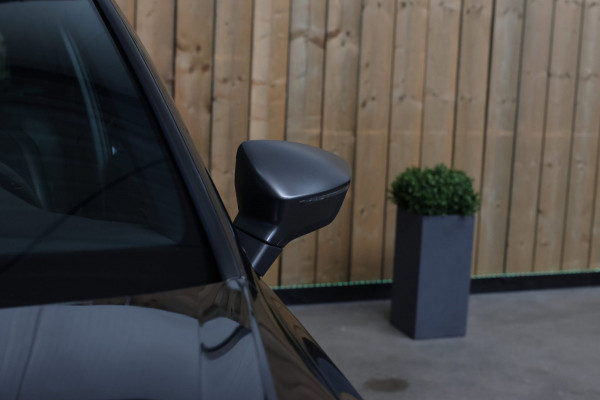 Seat Ateca 1.5 TSI FR *Pano*Beats*Keyless*Camera*