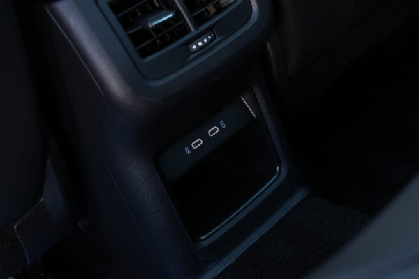 Seat Ateca 1.5 TSI FR *Pano*Beats*Keyless*Camera*