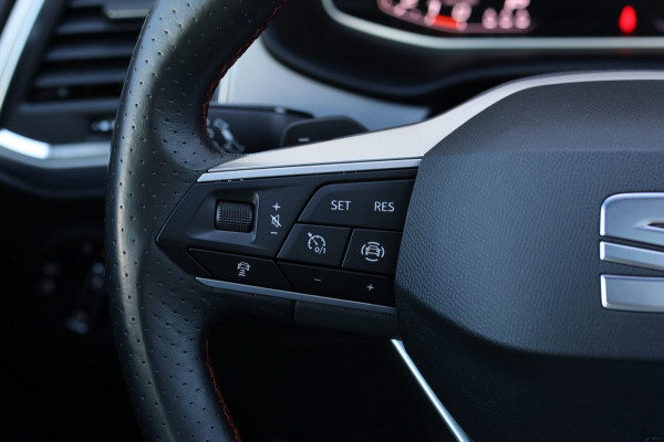 Seat Ateca 1.5 TSI FR *Pano*Beats*Keyless*Camera*