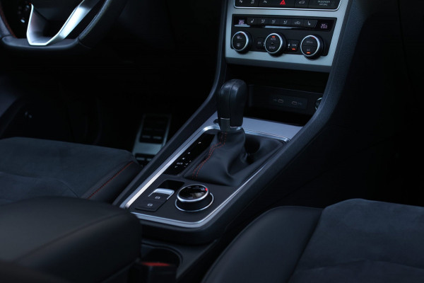 Seat Ateca 1.5 TSI FR *Pano*Beats*Keyless*Camera*