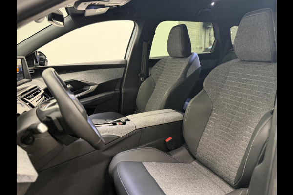 Peugeot 5008 1.2 Hybrid 136pk Allure Automaat 7 Persoons Navigatie Cruise control Climate control LED Parkeersensoren Camera Apple Carplay/ Android Auto Radio