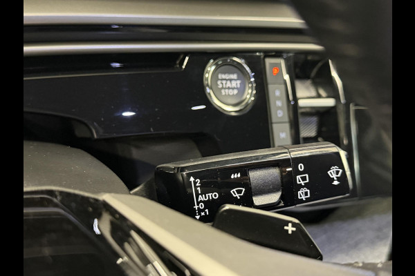 Peugeot 5008 1.2 Hybrid 136pk Allure Automaat 7 Persoons Navigatie Cruise control Climate control LED Parkeersensoren Camera Apple Carplay/ Android Auto Radio