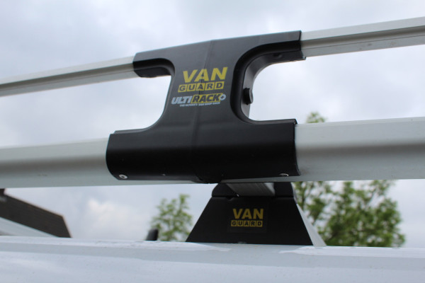 Citroën Jumpy 2.0 BlueHDI 145PK Euro6 Automaat L2 ✓ 3-zits ✓ imperiaal ✓ navigatie ✓ camera