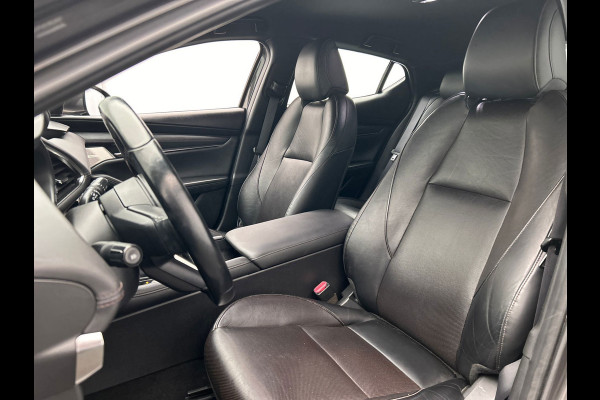 Mazda 3 2.0 e-SkyActiv-G M Hybrid 122 | Trekhaak | Head/up | Rondomzicht/Camera | Leder |