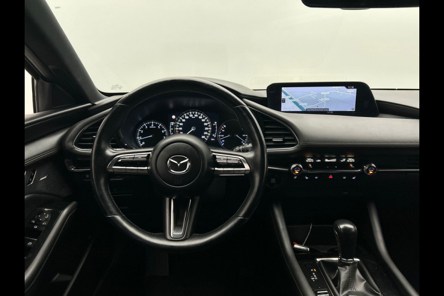 Mazda 3 2.0 e-SkyActiv-G M Hybrid 122 | Trekhaak | Head/up | Rondomzicht/Camera | Leder |